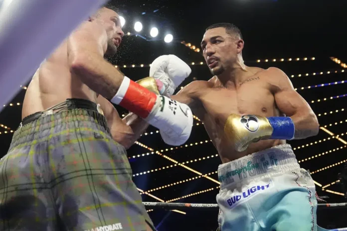 López vence a Taylor por fallo unánime y conquista el cetro welter junior