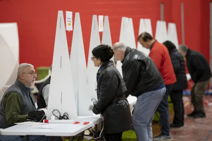 Plan republicano para exigir prueba de ciudadanía para votar en EEUU no convence en los estados