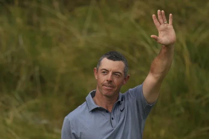 McIlroy no logra coronar su regreso al Abierto Británico con el trofeo de claret