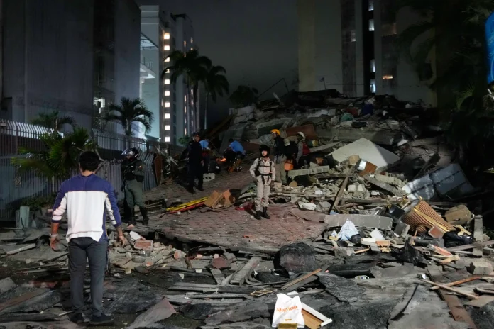 Dos fuertes terremotos en Venezuela causan derrumbe de edificios en Caracas; no se reportan víctimas