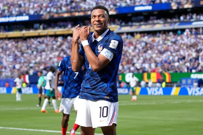 Mbappé no perdona firma doblete y Francia vence 3-1 a Senegal en el Mundial