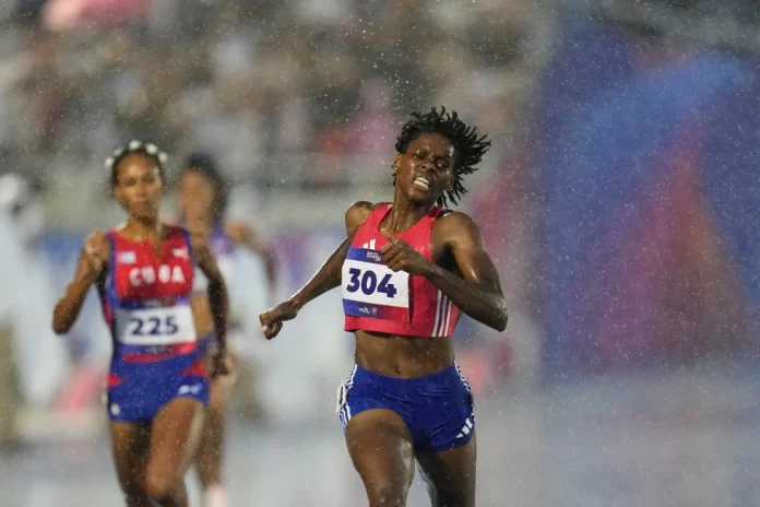 Marileidy Paulino quiebra su récord en Centroamericanos y conquista su 2do oro