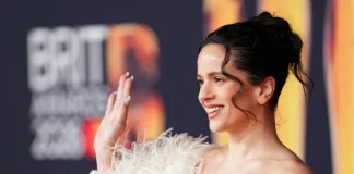 Rosalía invita a Kenia Os a su confesionario en México